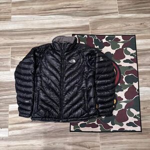 The North Face 900 flight series black puffer jacket full zip